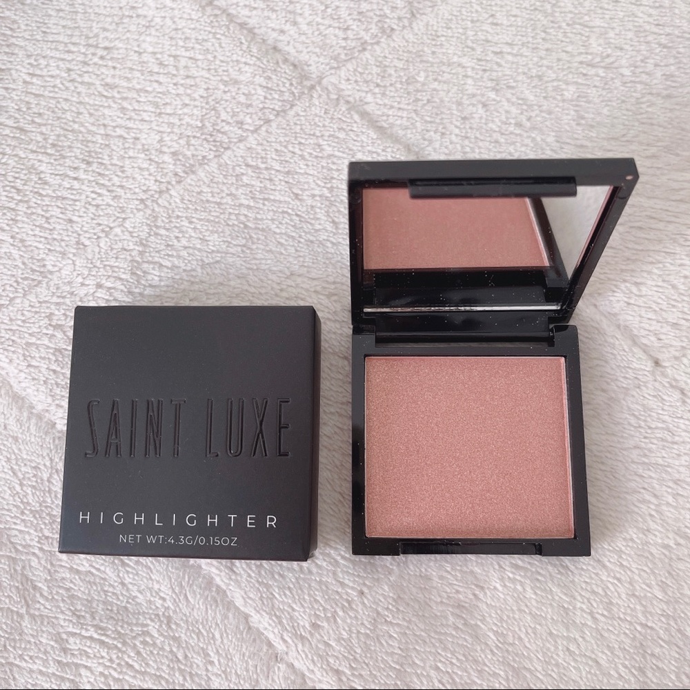 Saint Luxe Highlighter